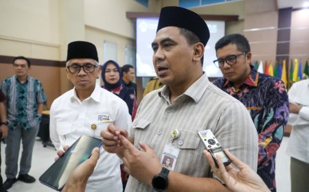 Taj Yasin: Pelayanan Publik di Pati Tidak Boleh Terhenti Meski Banjir