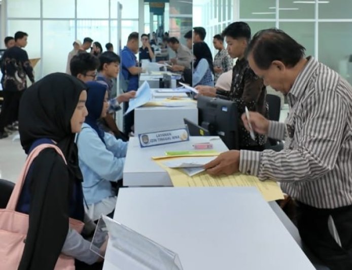 Imigrasi Semarang Tutup Layanan Paspor Simpatik HBI ke-76 dengan Antusiasme Tinggi  