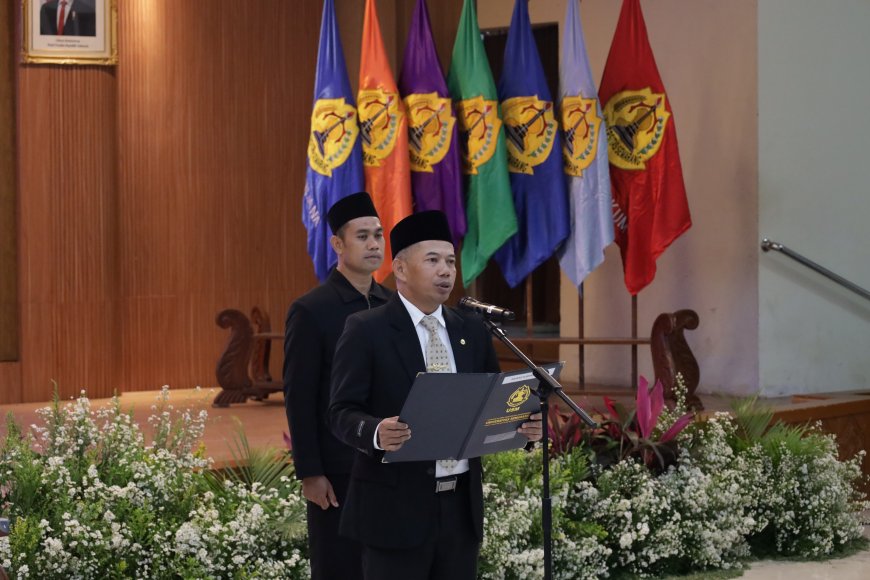 Universitas Semarang Lantik 99 Pejabat Struktural Akademik Periode 2026–2029