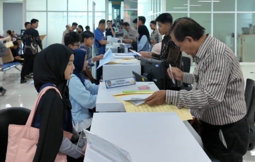 Imigrasi Semarang Tutup Layanan Paspor Simpatik HBI ke-76 dengan Antusiasme Tinggi  