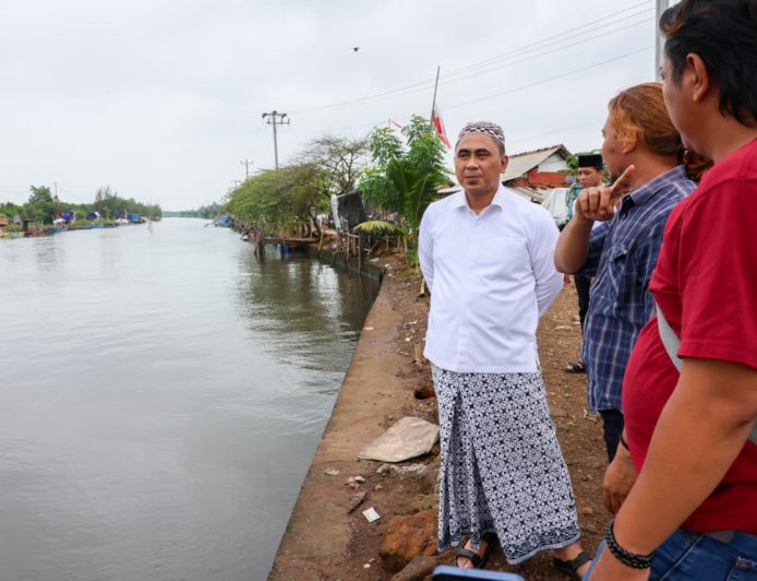 Respons Cepat Aduan Banjir Pekalongan, Wagub Jateng Turun Langsung ke Kecamatan Tirto