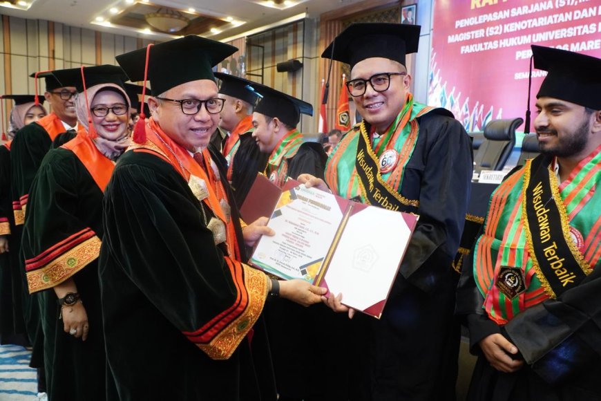 Mohammad Saleh Raih Gelar Doktor Hukum Unissula, Tegaskan Komitmen Pengabdian untuk Masyarakat