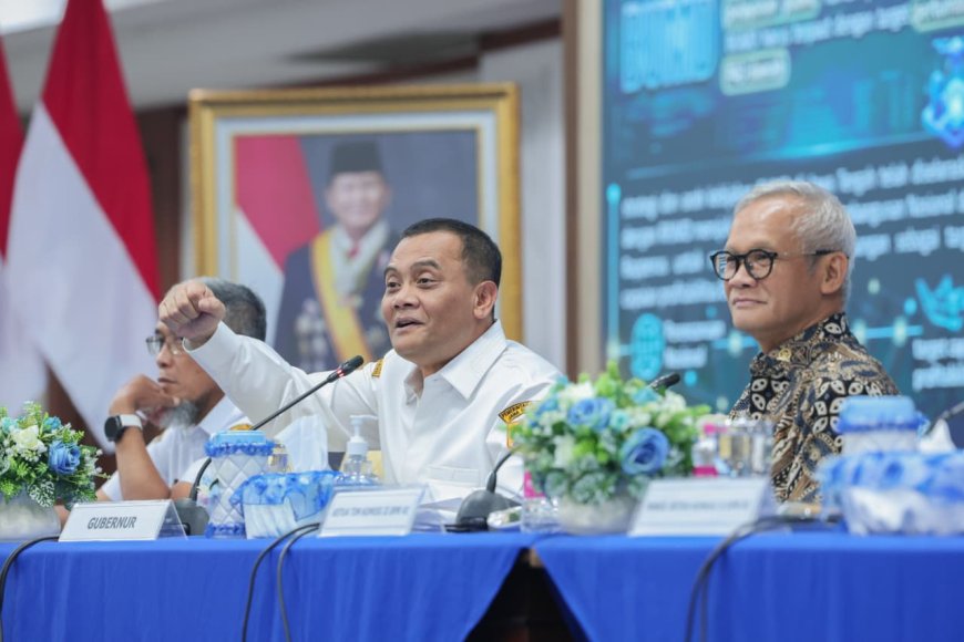 Luthfi Tekankan BUMD Harus Untung dan Jadi Penggerak Ekonomi Daerah