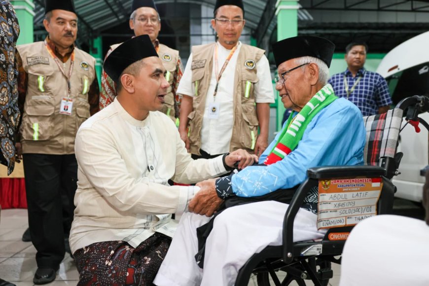 Taj Yasin Lepas Kloter Perdana Haji 2026, Lebih dari 34 Ribu Jemaah Jateng Siap Berangkat