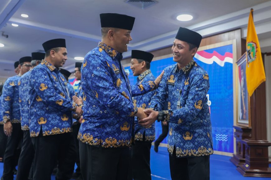 Terapkan Sistem Merit, Ahmad Luthfi Lantik 27 Pejabat Pemprov Jateng