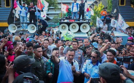 Temui Massa Aksi, Ahmad Luthfi Tegaskan Komitmen Sejahterakan Buruh