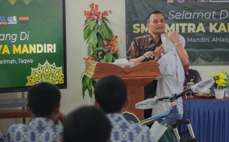 Tangis Haru Warnai Kunjungan Gubernur di Sekolah Kemitraan Brebes
