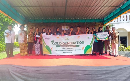 Dukungan Pendidikan dan Literasi Finansial, Pegadaian Salurkan Beasiswa di SMK Negeri 6 Surakarta