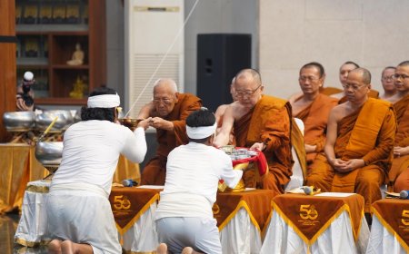 Saṅgha Theravāda Indonesia Gelar Pengecoran Rupang Buddha Nusantara di Surabaya