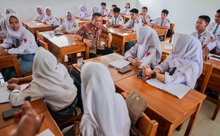 Ahmad Luthfi Resmikan SMA Negeri 1 Kemalang untuk Perluas Akses Pendidikan