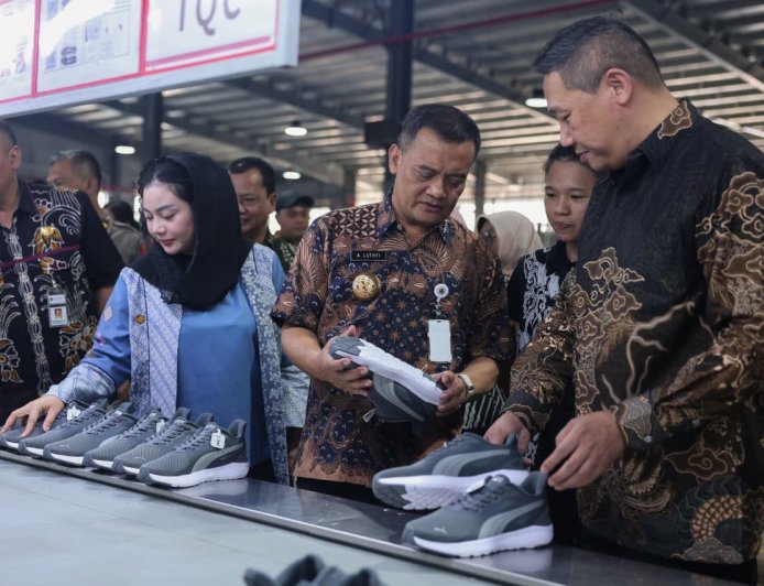 PT Gold Emperor Indonesia Serap 4.044 Tenaga Kerja, Ahmad Luthfi Sebut Tekan Kemiskinan