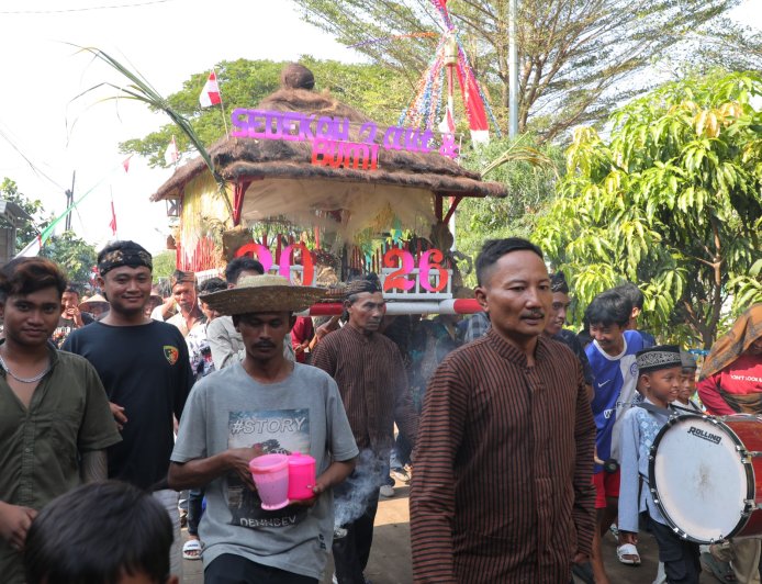 Sedekah Laut Tambak Lorok 2026, Agustina Ajak Warga Jaga Harmoni Laut dan Manusia