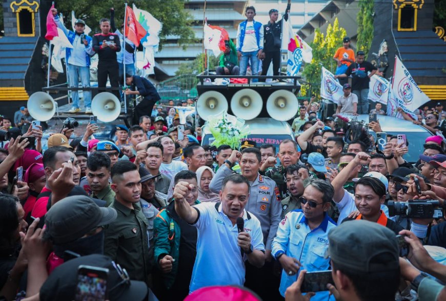 Temui Massa Aksi, Ahmad Luthfi Tegaskan Komitmen Sejahterakan Buruh