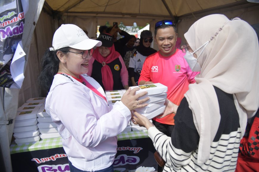 Wali Kota Agustina Sulap Sampah Jadi Berkah di Lumpiavaganza, Ribuan Warga Serbu Simpang Lima