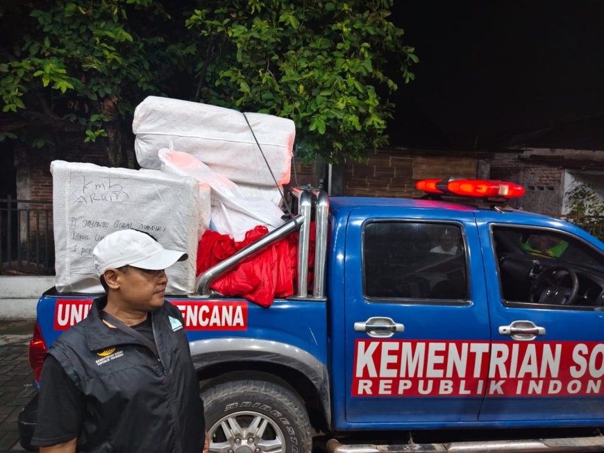 Pemkot Semarang Salurkan Bantuan Sosial untuk Korban Banjir di Tugu dan Ngaliyan