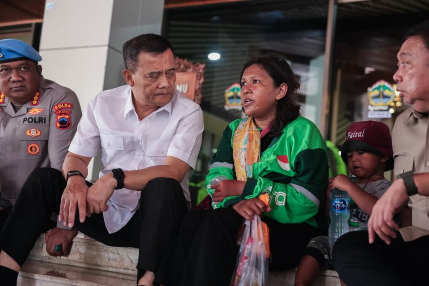 Momen Ahmad Luthfi Terima Keluhan Driver Ojol, dari Tarif Rendah hingga Day Care Anak