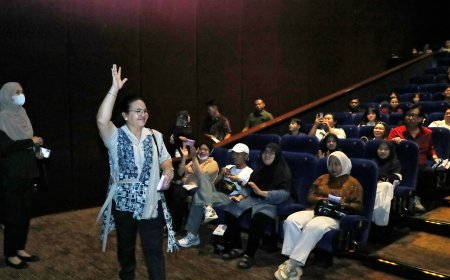 Nobar "Jangan Buang Ibu", Agustina Ajak Warga Semarang Lebih Menghargai Orang Tua