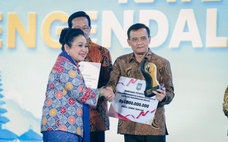Jawa Tengah Raih Penghargaan Pengendalian Inflasi Terbaik, Ahmad Luthfi Tegaskan Pentingnya Kolaborasi Daerah