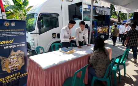 Jemput Bola hingga Desa, Imigrasi Semarang Layani Pembuatan Paspor Warga Demak